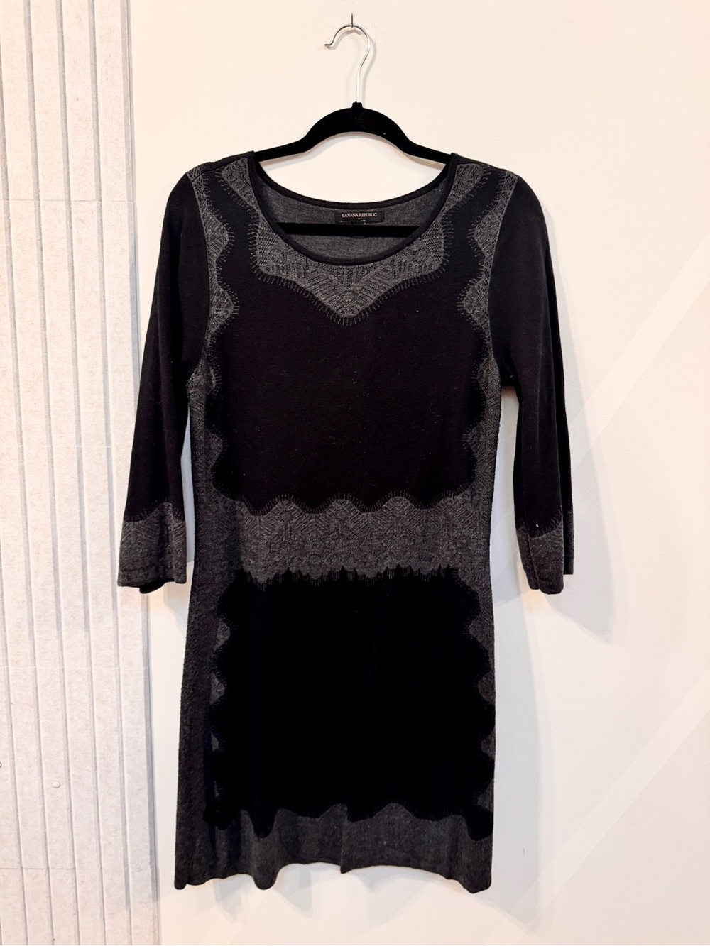 Banana Republic Black and Gray Long-Sleeve Knit Dress